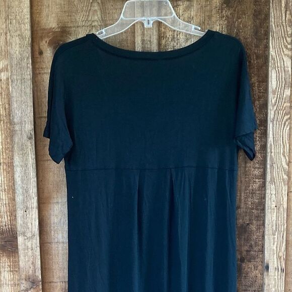 Arolina Classic & Comfy Double Slit Vneck Short Sleeve Black Knit Maxi Dress - Picture 4 of 5